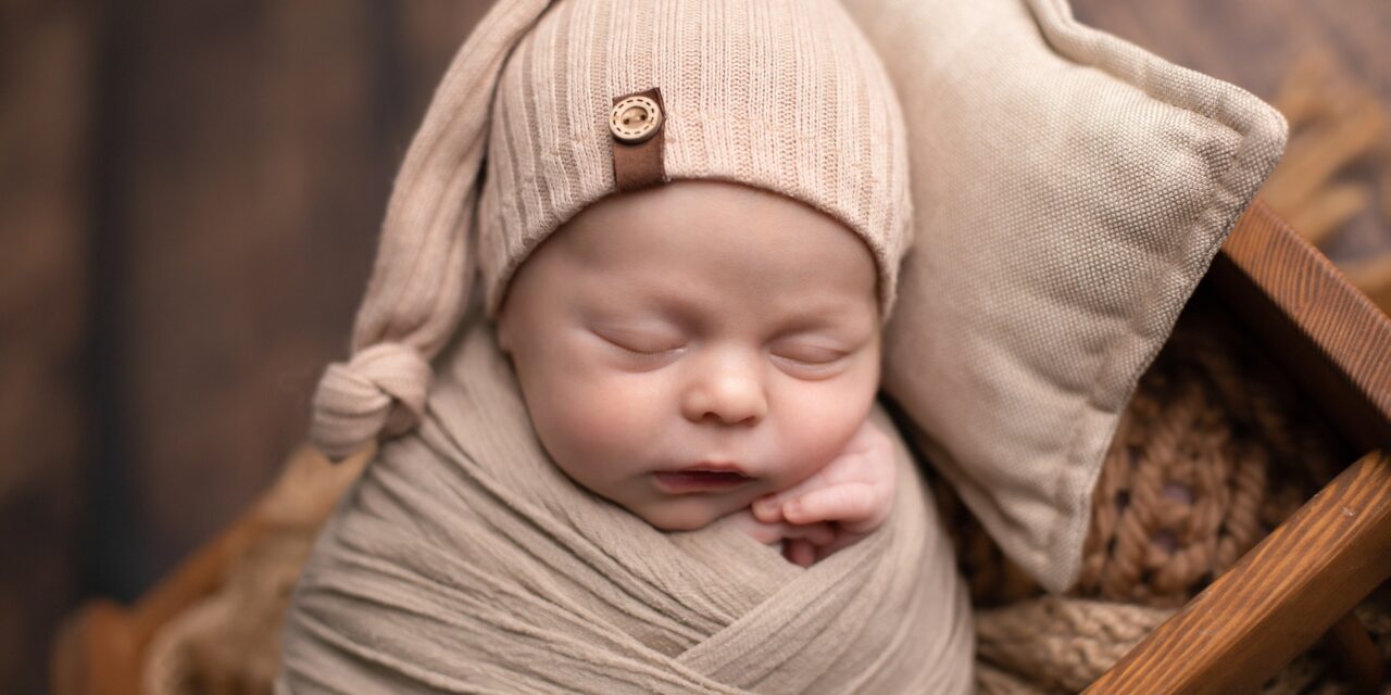 Младенцы, наверное, вообще даны нам для того, чтобы мы умилялись (становились милыми), чтобы обстановка…